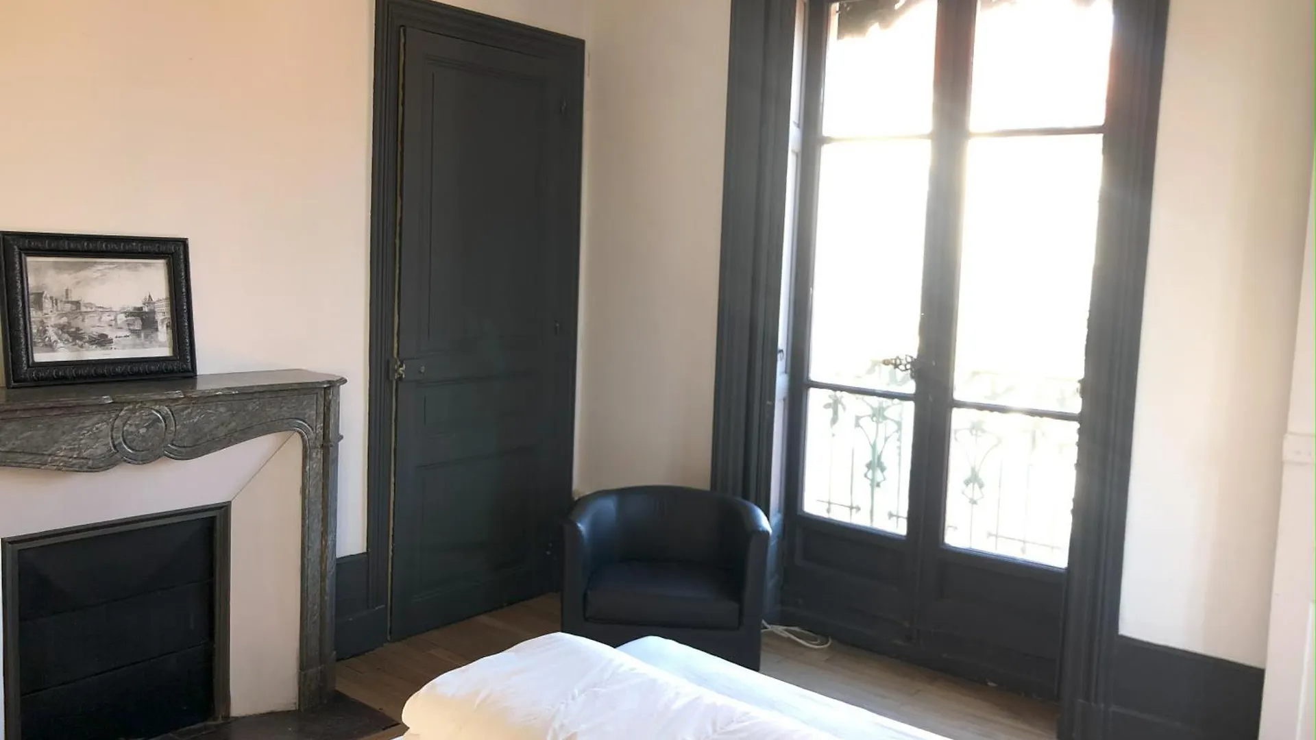 Cathedrale Tropezienne Bed & Breakfast Toulouse 0*,