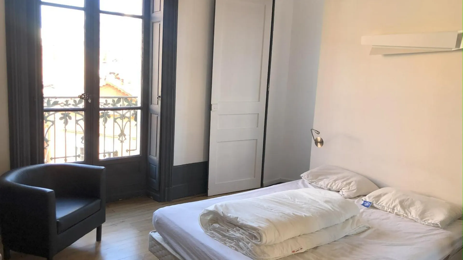 Cathedrale Tropezienne Bed & Breakfast Toulouse